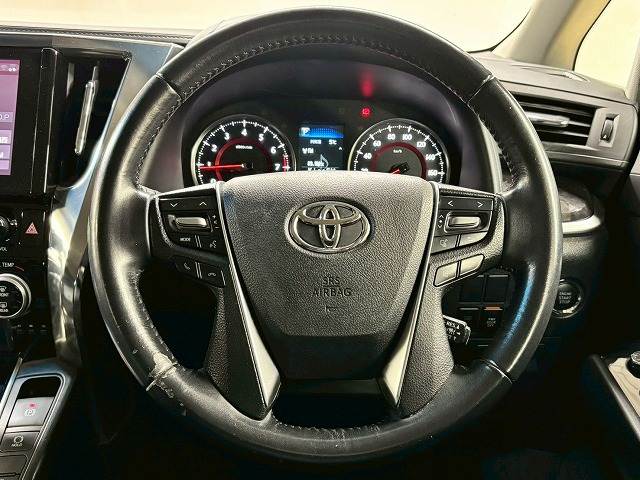 トヨタ ヴェルファイアの画像13