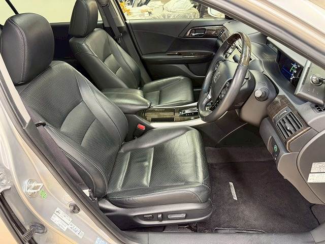 ホンダ&nbsp;アコードハイブリッドの画像9