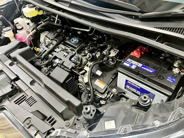 トヨタ ノアハイブリッドの画像15