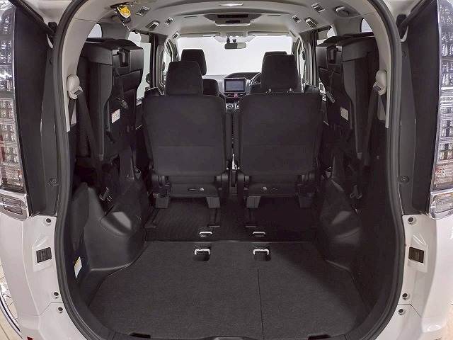 トヨタ&nbsp;ヴォクシーハイブリッドの画像20