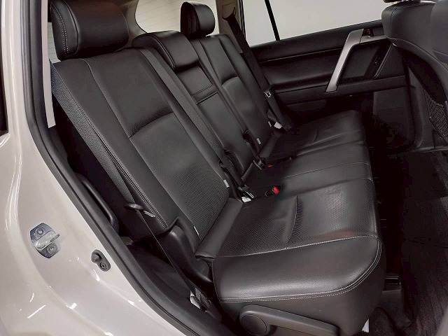 トヨタ&nbsp;ランドクルーザープラドの画像9