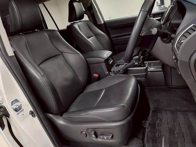 トヨタ&nbsp;ランドクルーザープラドの画像10