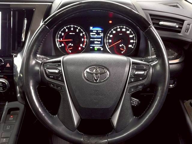 トヨタ アルファードの画像14