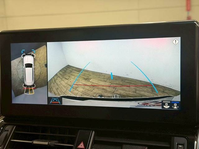 トヨタ ランドクルーザー300系の画像3