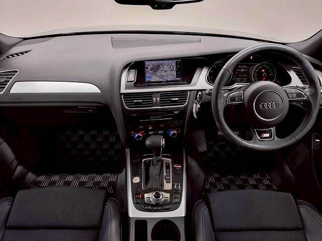 アウディ&nbsp;A4の画像3