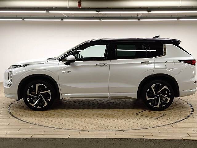 三菱&nbsp;アウトランダーPHEVの画像18