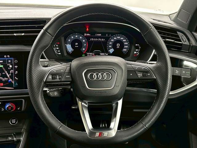 アウディ Q3の画像14