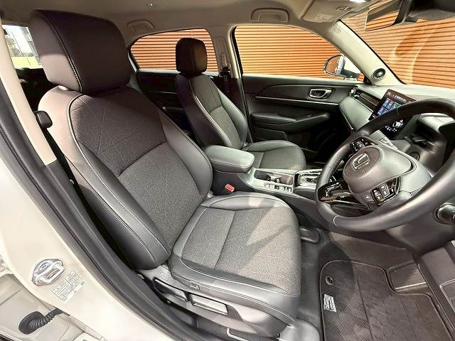 ホンダ&nbsp;ヴェゼルハイブリッドの画像8