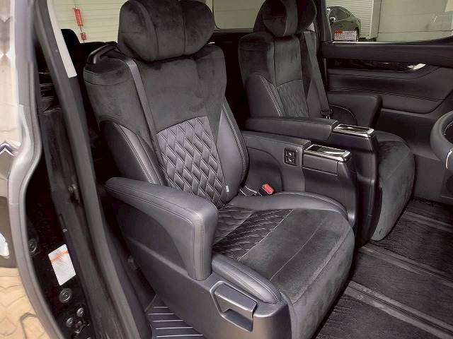 トヨタ&nbsp;ヴェルファイアの画像9