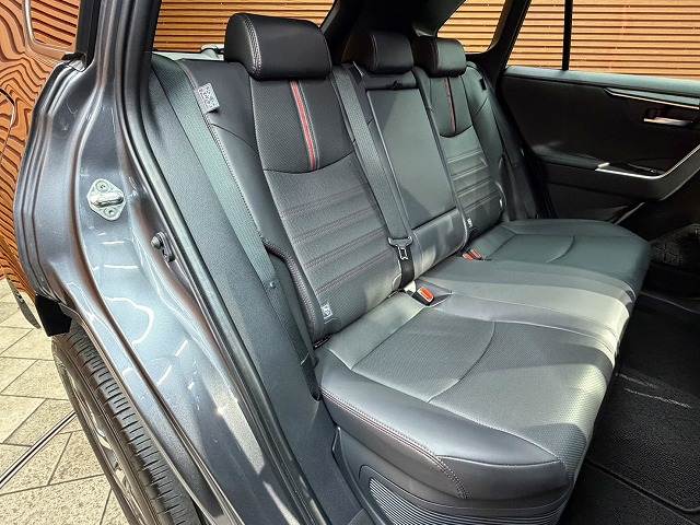 トヨタ&nbsp;RAV4 PHVの画像9