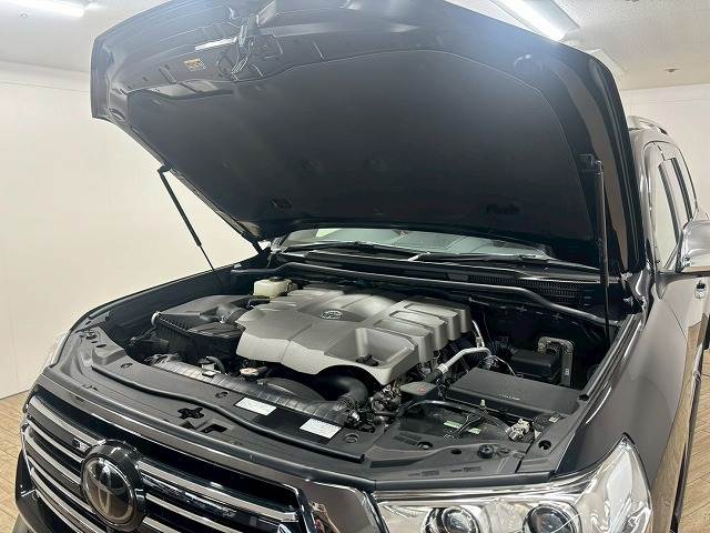 トヨタ ランドクルーザー200系の画像18