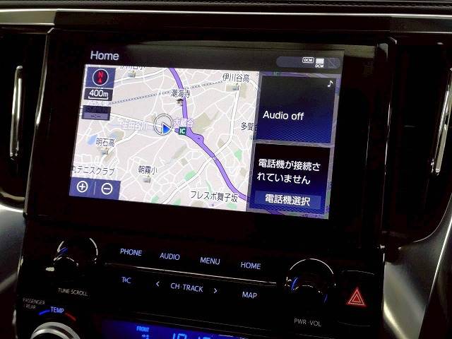 トヨタ&nbsp;アルファードの画像3