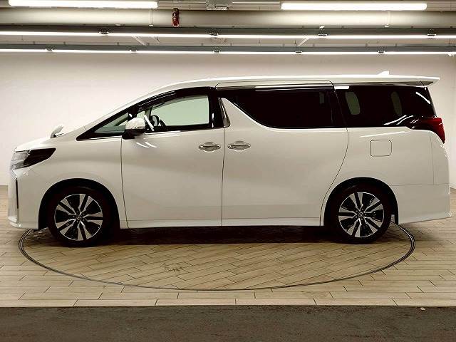トヨタ&nbsp;アルファードの画像18