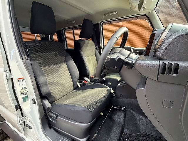 スズキ&nbsp;ジムニーノマドの画像8