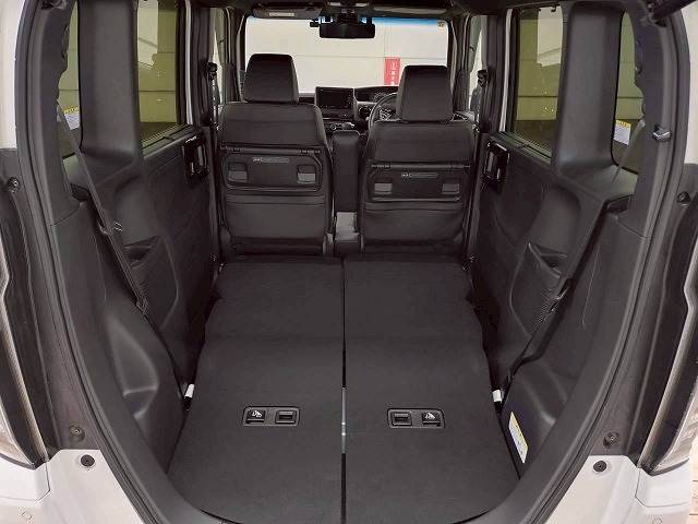 ホンダ N-BOXの画像12