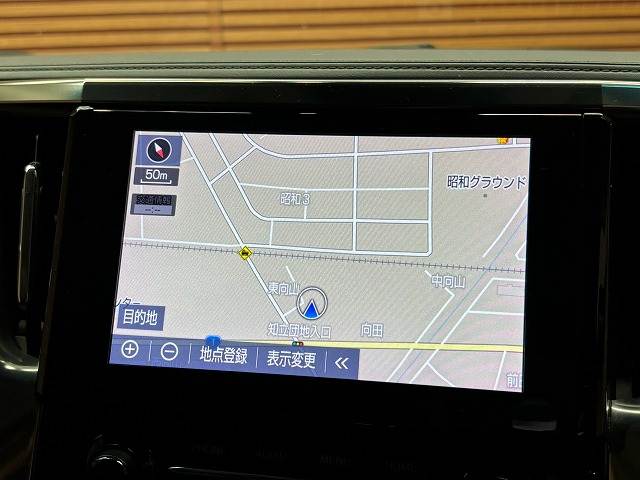 トヨタ アルファードの画像3