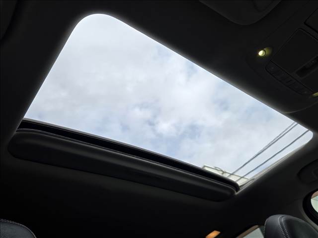 日産 スカイラインハイブリッドの画像6