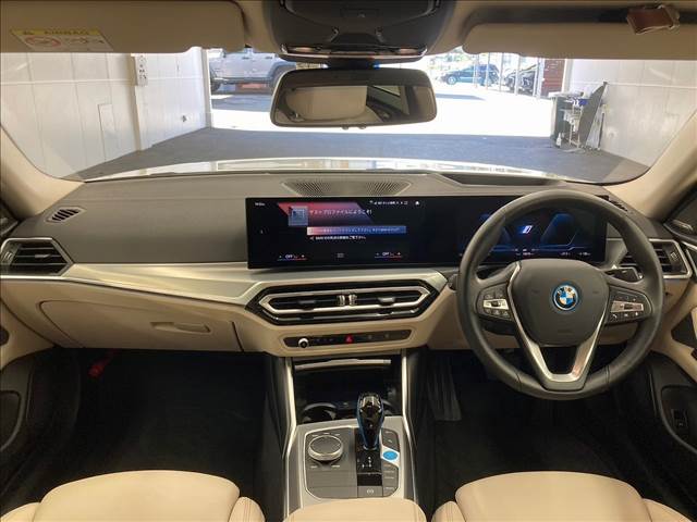 BMW i4の画像2