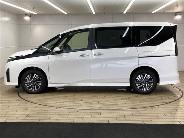 日産 セレナの画像16