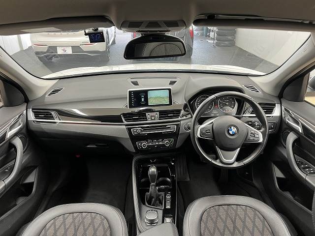 BMWX1xDrive18d xLine 内装他