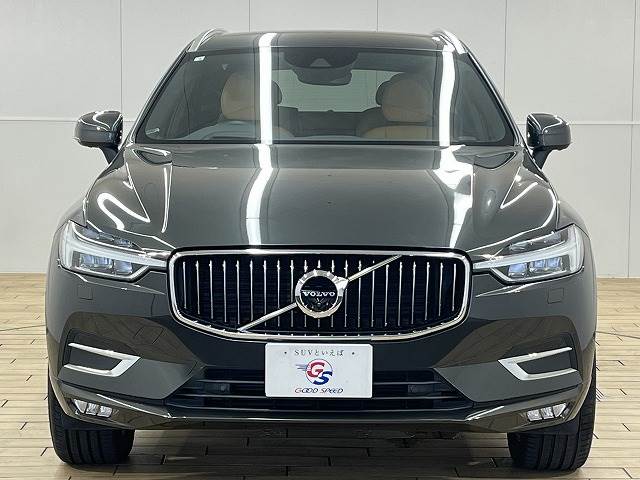 XC60D4 AWD Inscription 内装他