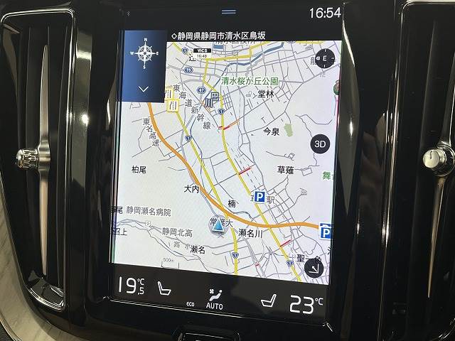 XC60D4 AWD Inscription 内装他