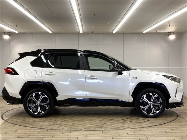 トヨタ RAV4 PHVの画像17