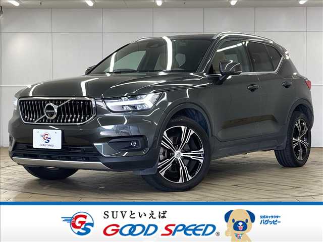 ボルボXC40T4 AWD Inscription