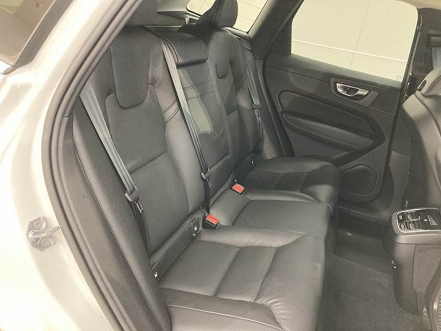 ボルボ XC60の画像13