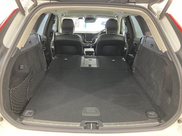 ボルボ XC60の画像14