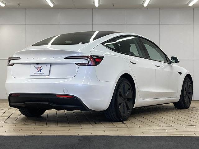 テスラ Model 3の画像18