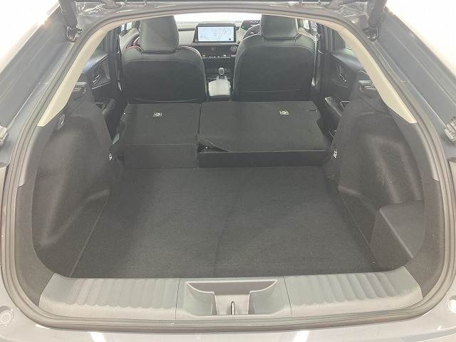 トヨタ プリウスの画像13