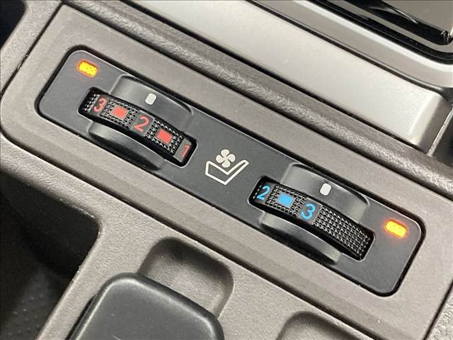 トヨタ ランドクルーザープラドの画像8