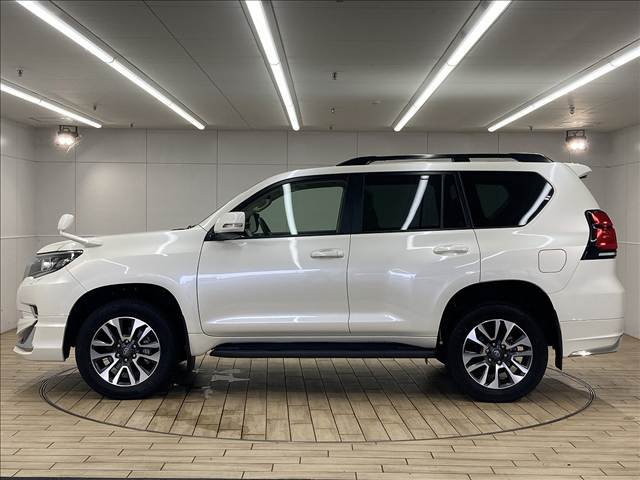 トヨタ ランドクルーザープラドの画像17