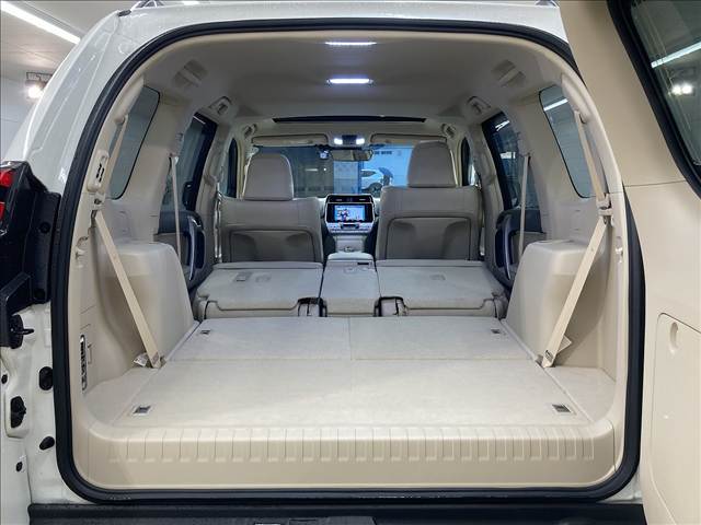 トヨタ ランドクルーザープラドの画像13