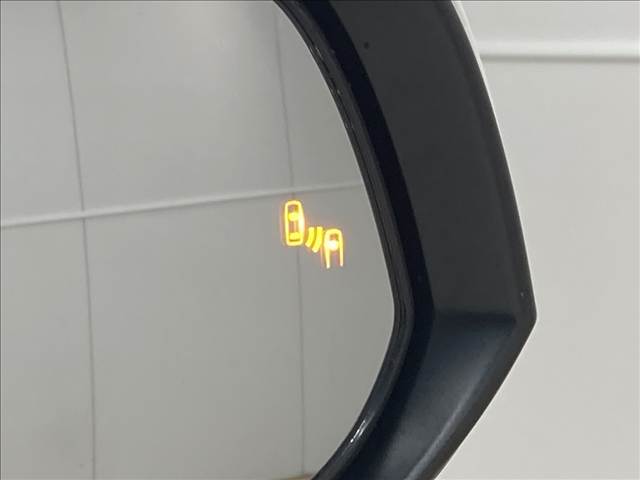 トヨタ ヴェルファイアの画像9