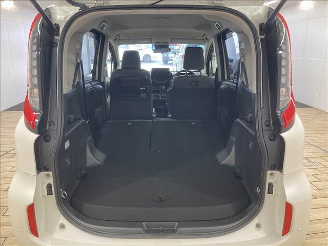 トヨタ シエンタハイブリッドの画像14