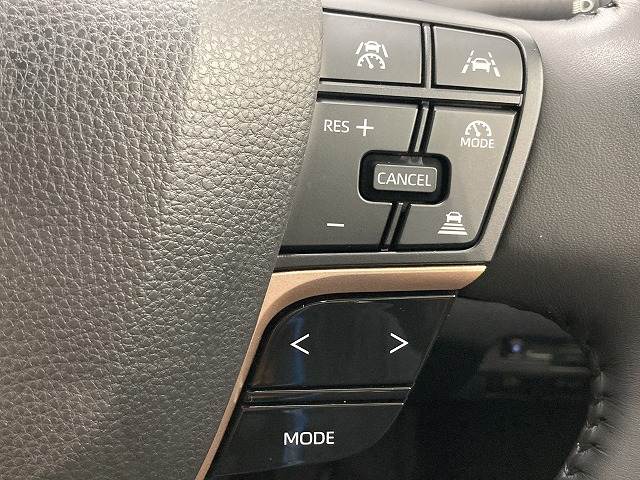 トヨタ クラウンクロスオーバーの画像7