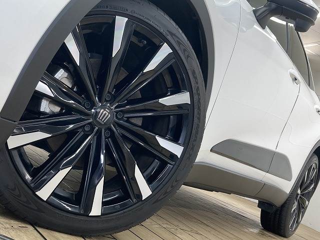 トヨタ クラウンクロスオーバーの画像19