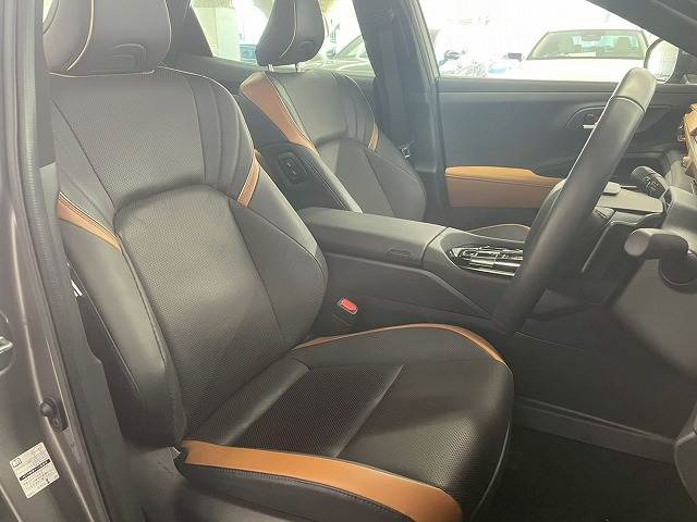 クラウンクロスオーバーRS “Advanced” 内装他