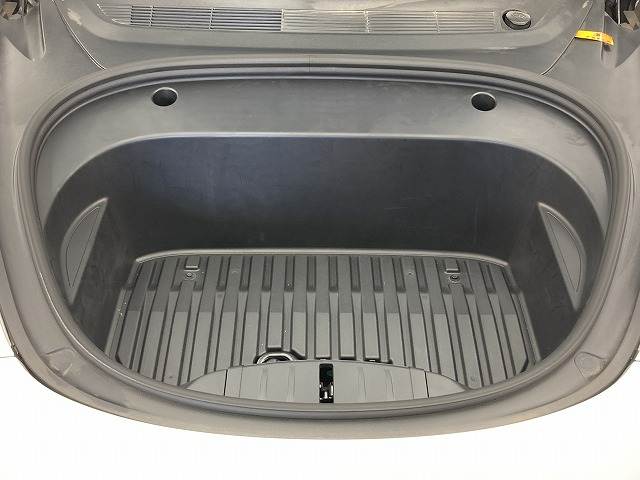 テスラ Model 3の画像18