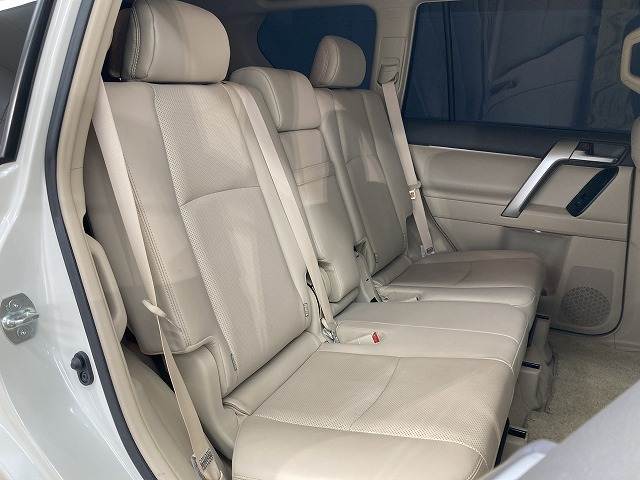 トヨタ ランドクルーザープラドの画像12