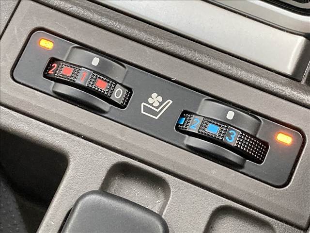 トヨタ ランドクルーザープラドの画像11