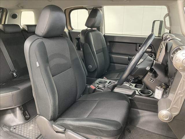 FJクルーザーベースグレード 内装他