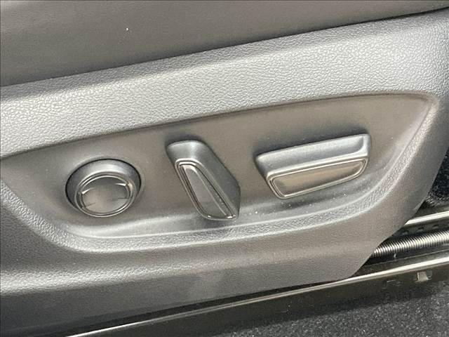 トヨタ クラウンクロスオーバーの画像9