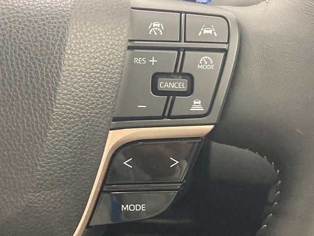 クラウンスポーツSPORT Z(HEV) 内装他