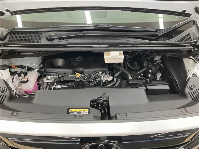 トヨタ ヴェルファイアハイブリッドの画像18