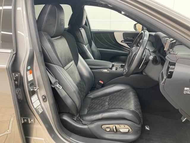 LSLS500h “F SPORT” 内装他