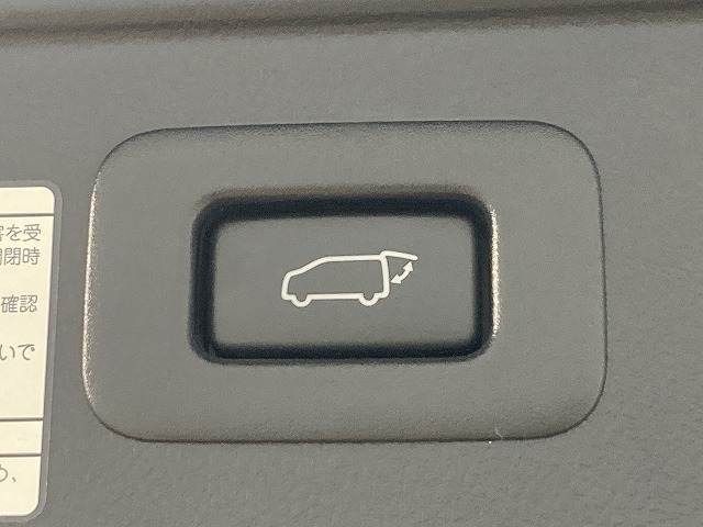 トヨタ ヴェルファイアの画像12