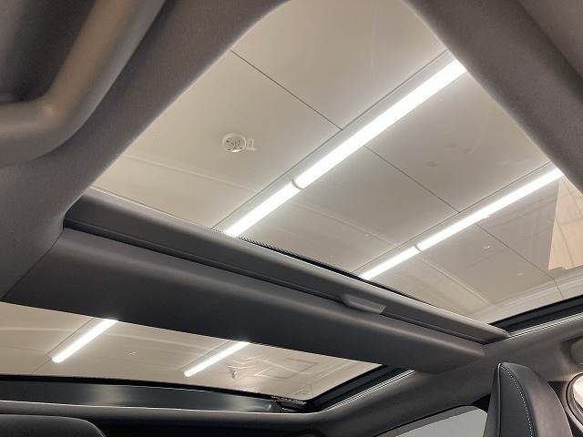 プリウスZ 内装他